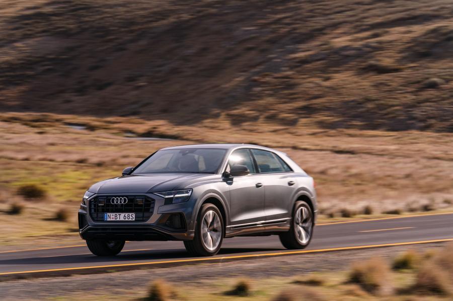  Audi Q8 55 TFSI Quattro 2018 года  (AU) (фото 1 из 17)